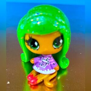 MONSTER HIGH MINIS SERIES 1 JINAFIRE LONG CANDY GHOULS BLIND BAG 1”